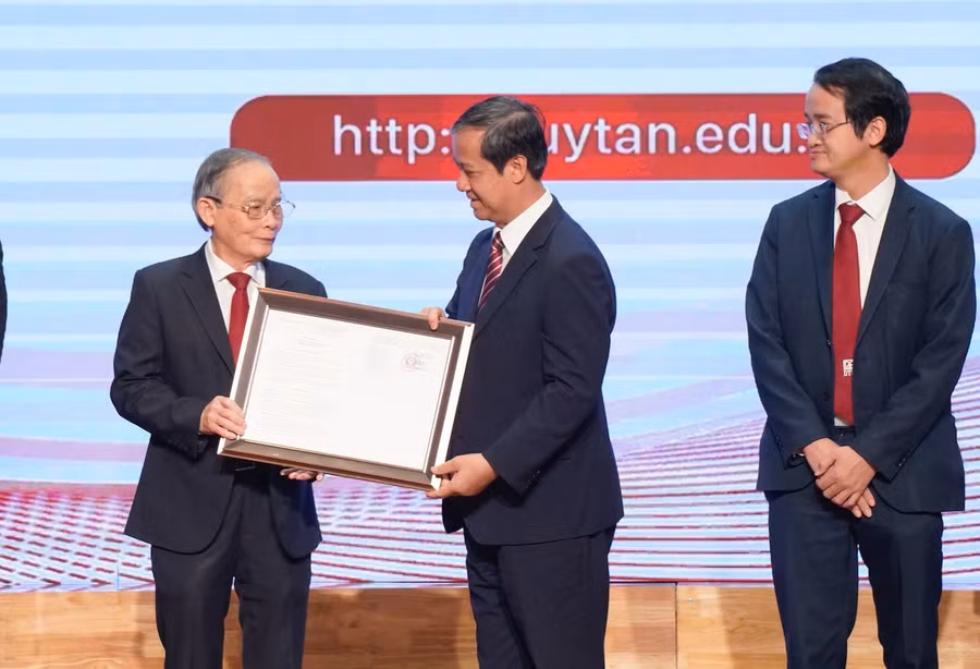 dh-duy-tan.jpg