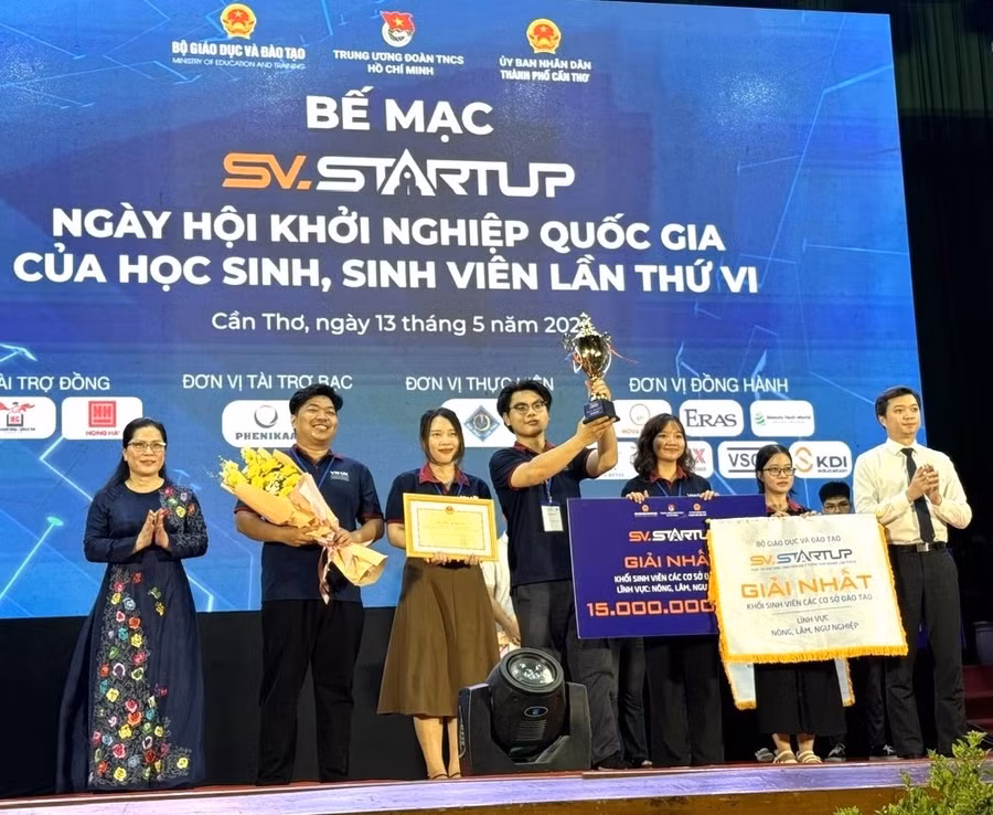 anh-2-dh-da-nang-bao-gdtd-bai-1-1.jpg