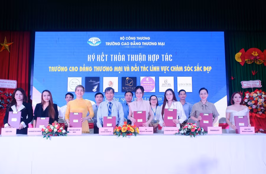 cao-dang-thuong-mai-da-nang-hop-tac-doanh-nghiep.jpg