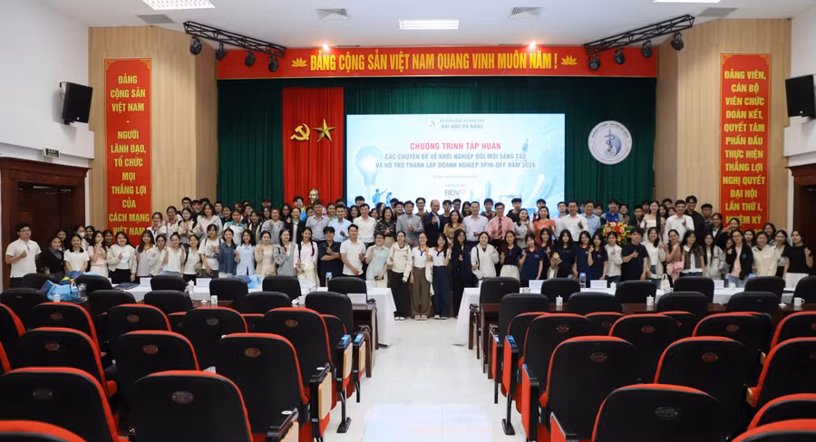 Tập huấn định hướng thành lập doanh nghiệp spin-off cho sinh viên Đại học Đà Nẵng. 
