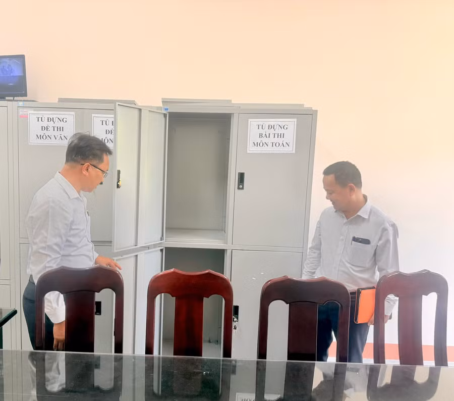 Các đoàn kiểm tra của Sở GD&ĐT Đà Nẵng kiểm tra công tác chuẩn bị cho Kỳ thi tốt nghiệp THPT tại một số điểm thi. 