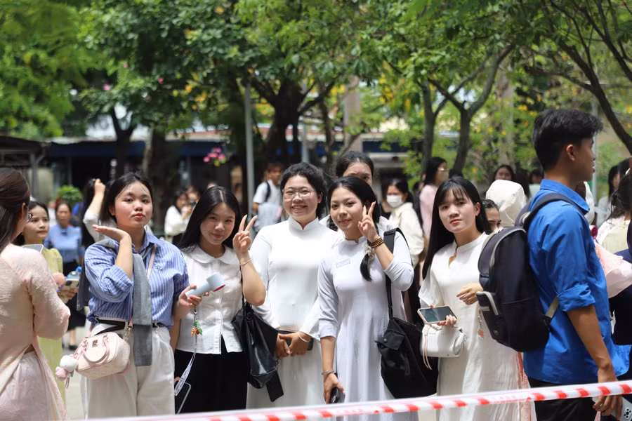 Thí sinh tham dự Kỳ thi năng khiếu của Trường Đại học Sư phạm – Đại học Đà Nẵng. 