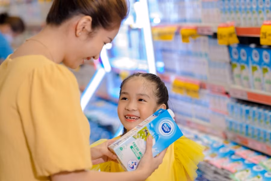 Nhà máy Hà Nam của Tập đoàn FrieslandCampina được vinh danh DN tiêu biểu xuất sắc ảnh 2 Những sản phẩm sữa của FrieslandCampina luôn đạt sự tin tưởng cao từ khách hàng nhờ chất lượng tối ưu.