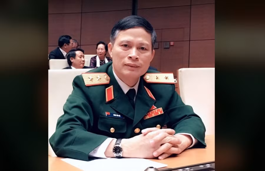 Tài sản tham nhũng sẽ bị tẩu tán nếu không lập tức kê biên ảnh 1 Trung tướng Trần Văn Độ. (Ảnh: NVCC)