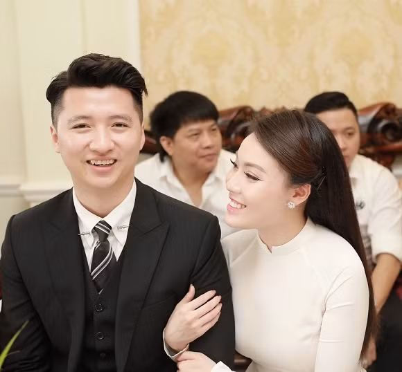 Chồng soái ca, gia thế khủng của nữ giảng viên Âu Hà My2