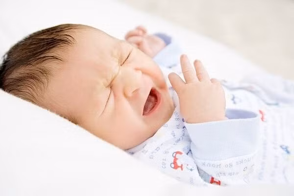 Trẻ bị ngạt mũi về đêm làm sao để ngủ ngon? ảnh 1 trẻ ngạt mũi về đêm