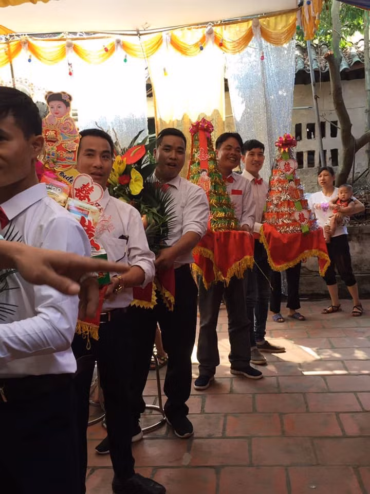Dàn bê lễ ăn hỏi không thể độc đáo hơn.