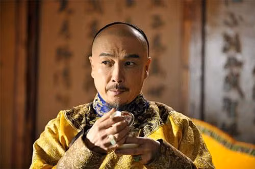 Hoàng tử được Khang Hi yêu quý nhất, tay nắm binh quyền nhưng tự bỏ lỡ cơ hội lên ngôi hoàng đế - Ảnh 4