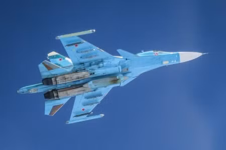 Máy bay ném bom Su-34 lần đầu được nhìn thấy với hệ thống Sych