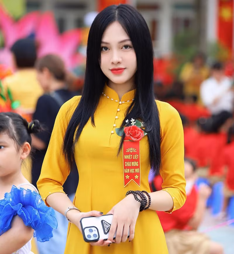 Dương Quế Linh xinh đẹp trong trang phục áo dài. hot-girl-que-linh-2-17264187826681054445414.jpg