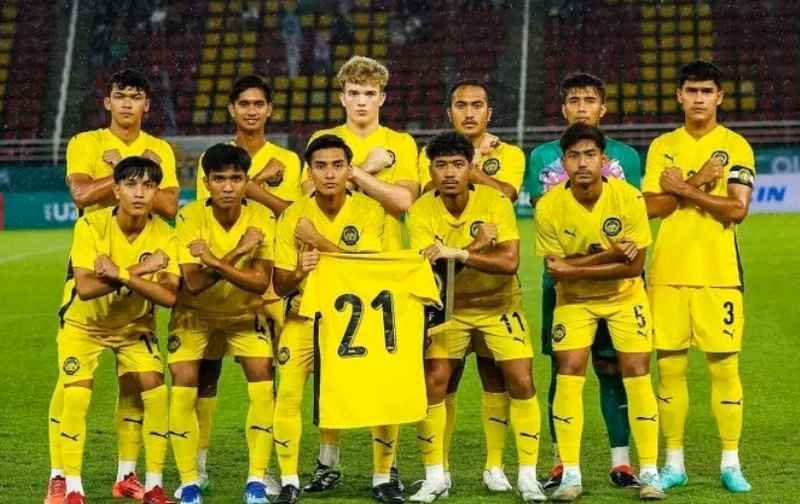 Liên đoàn bóng đá Malaysia vừa công bố danh sách 25 cầu thủ chuẩn bị cho SEA Games 33 - nơi đội bóng này chung bảng với U22 Việt Nam và U22 Lào. 0998887.png