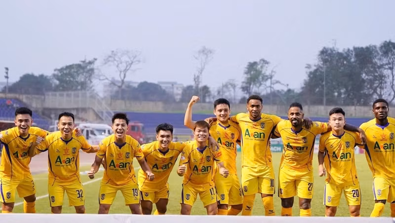 Vòng đấu cuối V-League, Sông Lam Nghệ An sẽ tiếp đón PVF CAND trên sân nhà. Ảnh BNA. 699-202604081237461.jpg