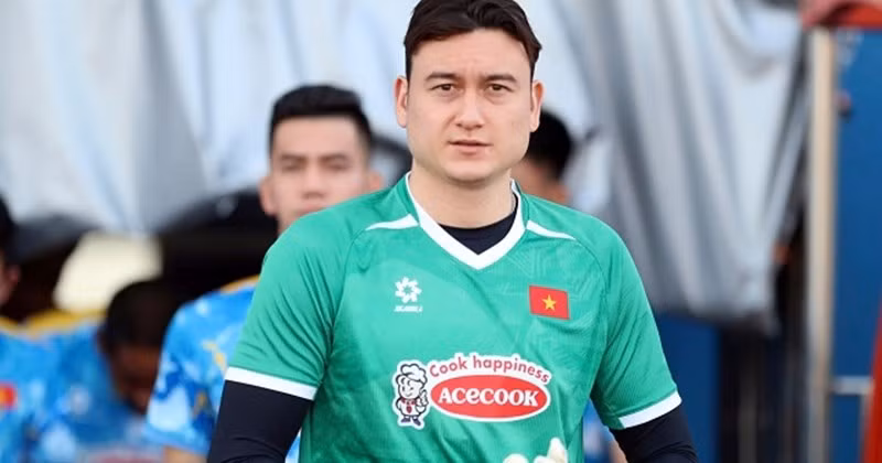 Theo trang thống kê Sofascore, thủ môn Đặng Văn Lâm là cầu thủ có điểm số thấp nhất trong đội hình tuyển Việt Nam ở trận thắng Nepal 3-1, chỉ đạt 6.4 điểm. z7090498688651-51c34.jpg
