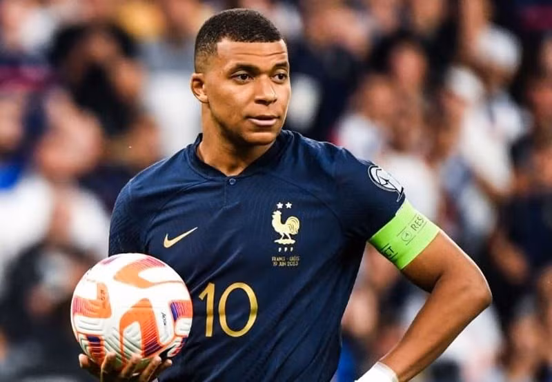 hanoimoicomvn-uploads-images-phananh-2023-06-20-mbappe.jpg