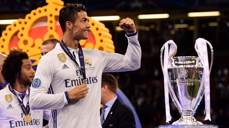 ronaldo-ky-luc-1.jpg