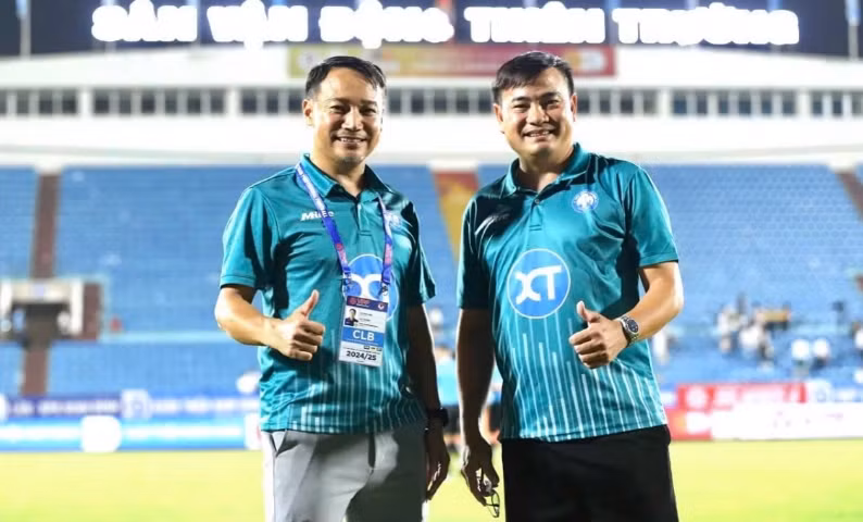 Sau khi HLV Vũ Hồng Việt chuyển làm Giám đốc kỹ thuật, CLB Thép xanh Nam Định được giao cho ông Nguyễn Trung Kiên. 877665555.png