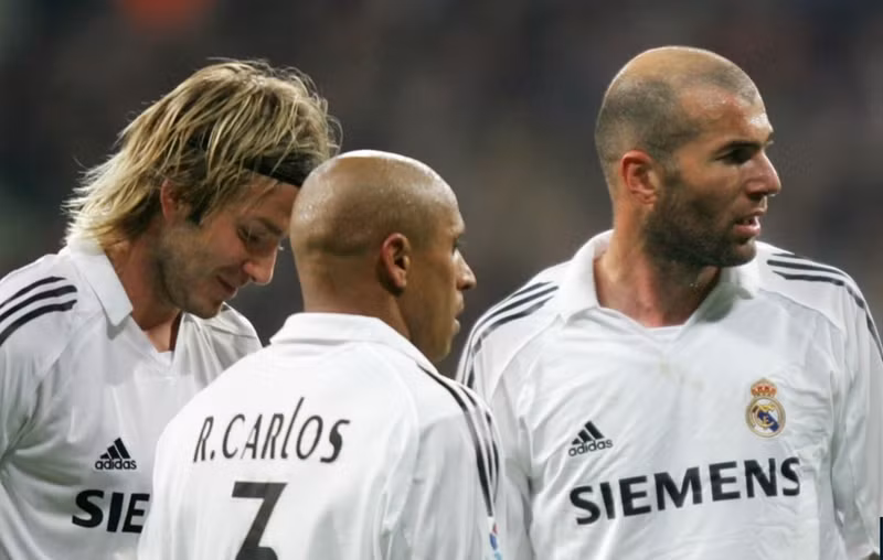 zinedine-zidane-06-1934.jpg