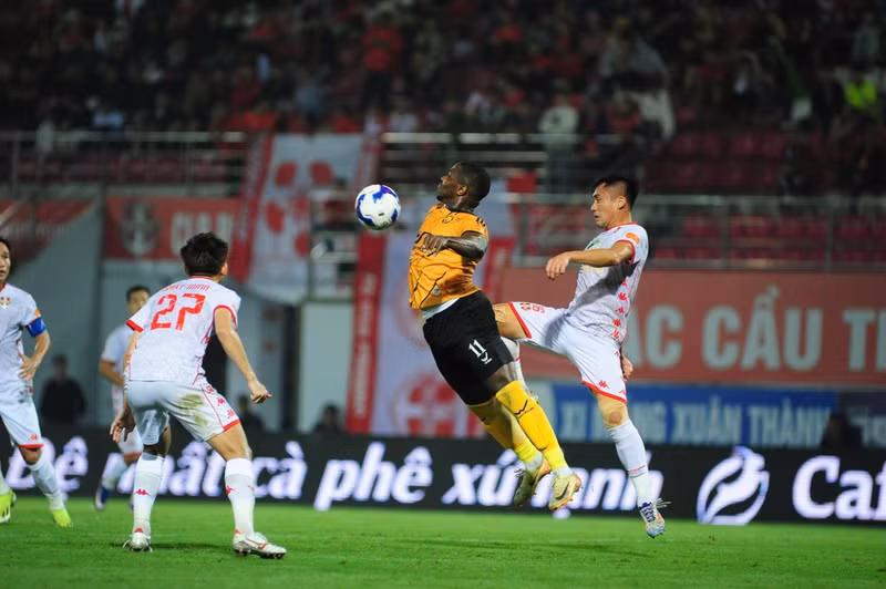 18h ngày 16/5: Hải Phòng FC tiếp đón Becamex TP.HCM trên sân nhà Lạch Tray. Ảnh: VPF. 4-8-1392x926.jpg