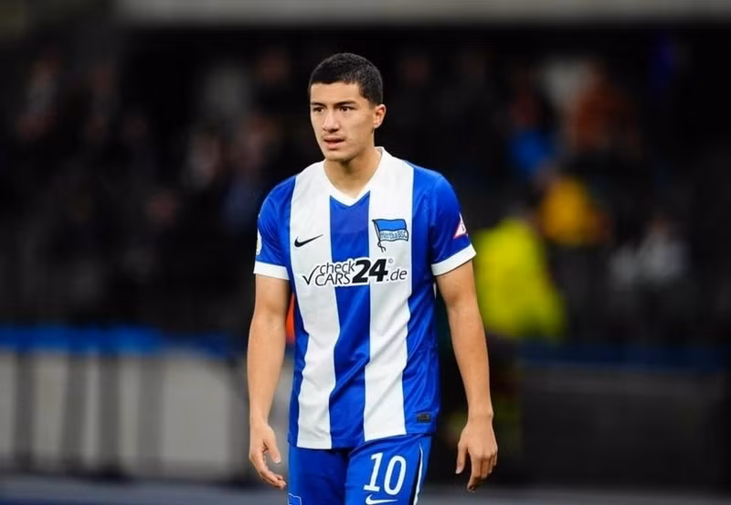 cau-thu-goc-viet-gia-nhap-doi-duong-kim-vo-dich-bundesliga13-14265814.jpg