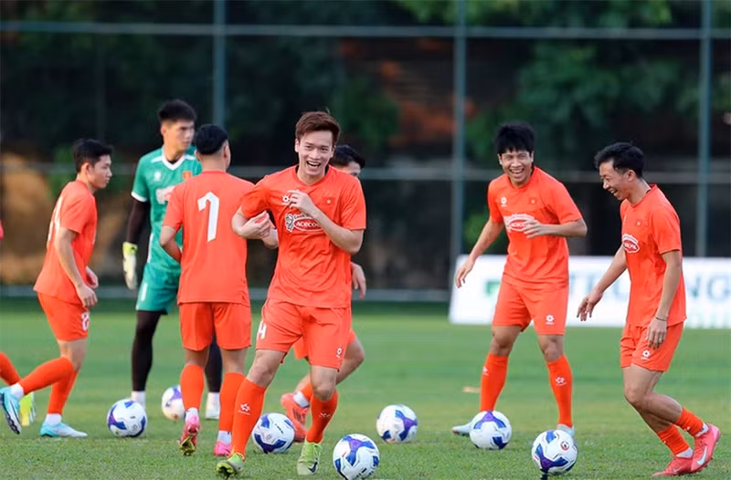 Tuyển Việt Nam sẽ tái đấu với tuyển Nepal ở trận lượt về vòng loại cuối Asian Cup 2027 vào ngày 14/10, trên sân vận động Thống Nhất (TPHCM). bd-vn-t-1741829682761.jpg