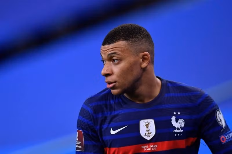 files-library-images-site-1-20221205-web-mbappe-vua-pha-luoi-world-cup-la-ai-148-105313.jpg