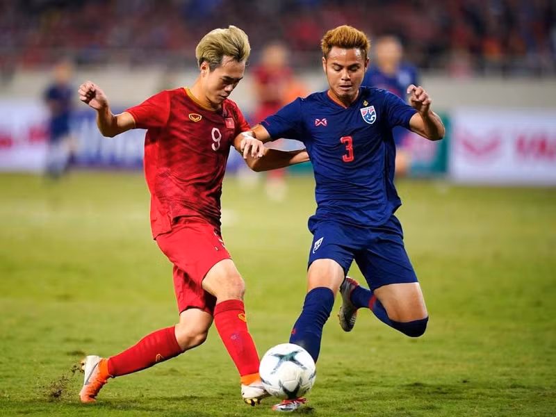 Ở Asian Cup, tuyển Việt Nam đang có được thành tích tốt hơn so với Thái Lan. tuyen-thai-lan-4853.jpg
