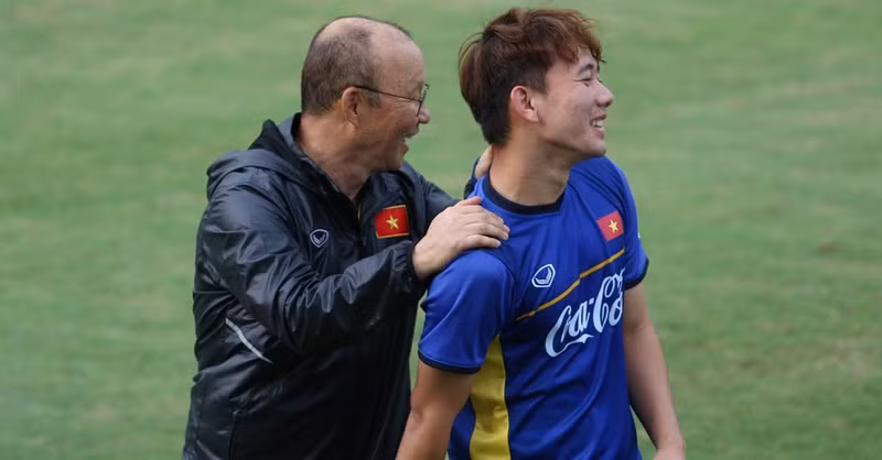 Trần Minh Vương là mẫu tiền vệ công kỹ thuật, sáng tạo và rất có “duyên” với những cú sút xa và đá phạt. minh-vuong-6.jpg