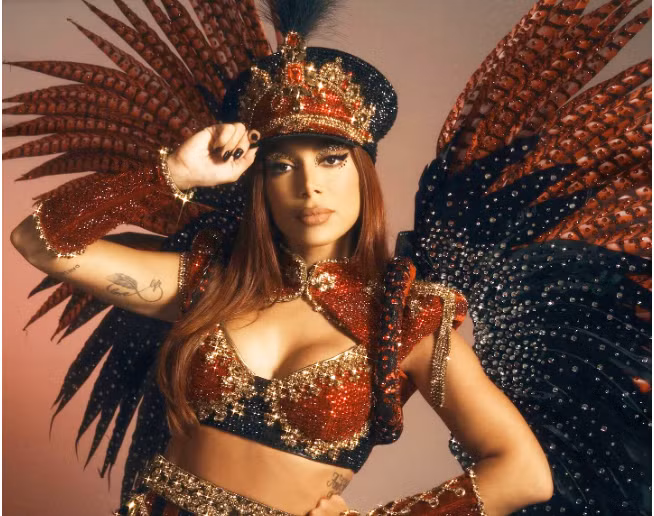 Anitta là ca sĩ, nhạc sĩ, diễn viên kiêm vũ công nổi tiếng người Brazil. Cô nàng là bạn gái của tiền vệ phòng ngự Vinicius Souza (Sheffield United). 892-4858.png
