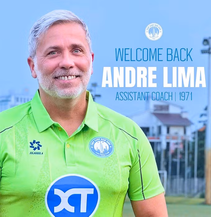 Đáng nói, ông Andre Lima là bản hợp đồng mới được Thép Xanh Nam Định công bố sáng 4/11, đôi bên tái hợp sau 2 mùa giải. hlv-nam-dinh.jpg