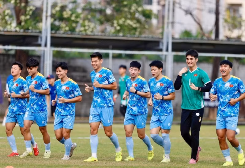 Trong số 23 tuyển thủ U22 Việt Nam, chỉ có thủ môn Nguyễn Tân không được Transfermarkt định giá. 34-693e02f641502.jpg