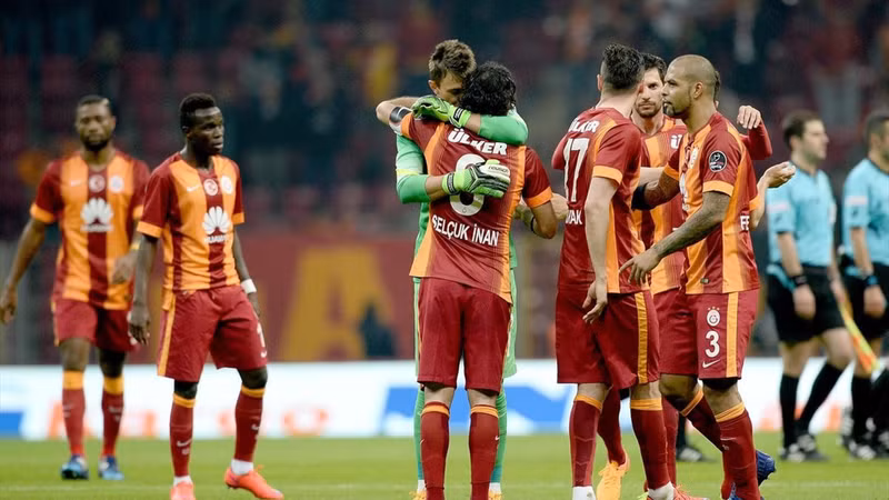 Galatasaray sẵn sàng trả toàn bộ mức lương hàng chục triệu bảng của Messi trong thời gian anh khoác áo đội bóng này. galatasaray-afp-wmqj.jpg