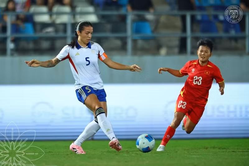 Đối thủ của đội tuyển nữ Việt Nam ở trận chung kết SEA Games 33 chính là đội tuyển nữ Philippines, đội đã đánh bại chủ nhà Thái Lan ở vòng bán kết. 597555279-1404240921714576-3817045563780471957-n-693f4458de810.jpg