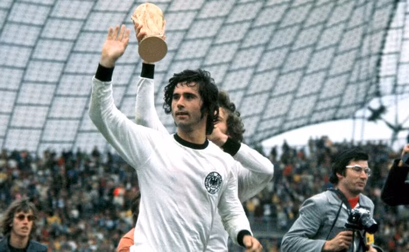 2 - Gerd Muller: 85 bàn thắng (1972). image-1.jpg
