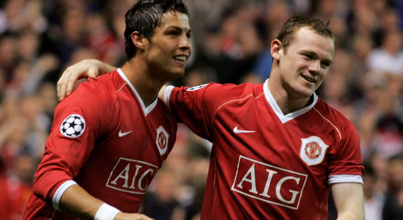 Rooney cũng đoạt Europa League 1 lần 2016. image-1763.png