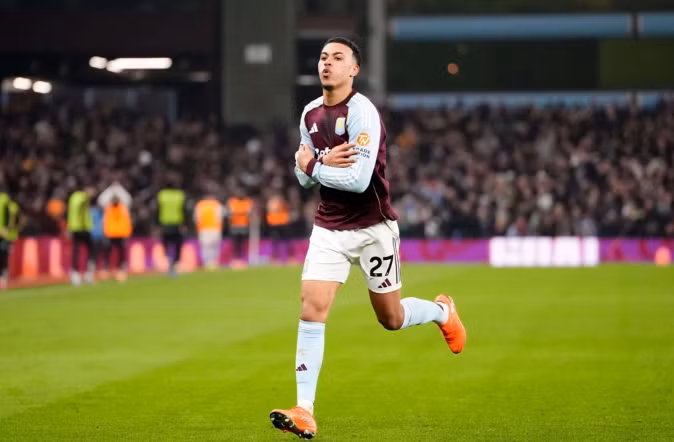 Theo The Athletic, The Blues đã được Aston Villa chấp nhận đề nghị trị giá 117 triệu bảng cho trường hợp của tiền vệ người Anh Morgan Rogers. 000000000000000000000.png