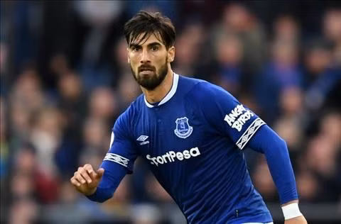 Hai tiền vệ Andre Gomes và Joao Gomes cũng lọt vào danh sách dù Wolves đang đứng cuối bảng. andre-gomes-len-tieng-ve-tuong-lai.jpg