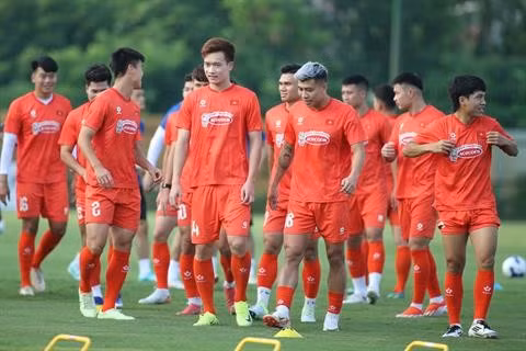 trong-tai-bat-tran-san-khach-cua-dt-viet-nam-tai-tp-hcm.jpg