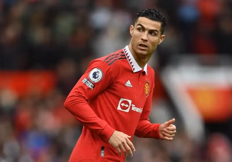 Cho tới lúc này Ronaldo đã ghi được tới 141 bàn thắng sau 223 trận thi đấu cho đội tuyển quốc gia Bồ Đào Nha. image-5.jpg