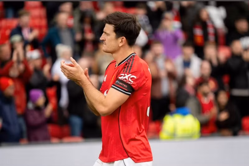 harry-maguire-nhan-loi-moi-sieu-hap-dan-roi-mu-mien-phi-525.jpg