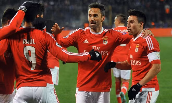 Alexander Bah đã trở lại tập luyện song vẫn bỏ ngỏ khả năng ra sân ở vòng đấu này. benfica-beat-zenit-21.jpg