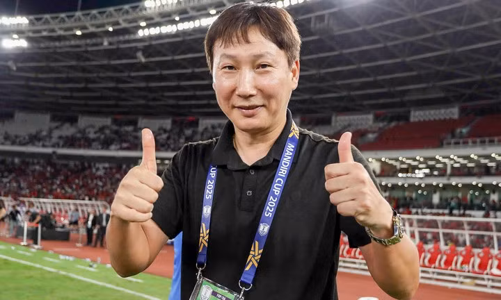 kim-sang-sik-7-08001161-1754398107772-17543981079111420067026-1781088454879-17810884550511559792417.jpg