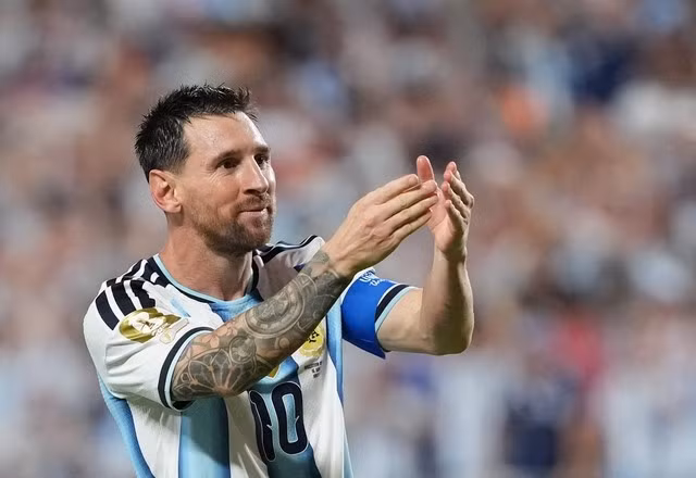 messi-4-17816686187561041143992.jpg