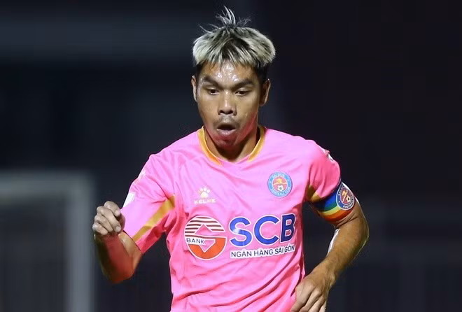 Cao Văn Triền (CLB Quy Nhơn Bình Định FC). cao-van-trien-sai-gon-zing.jpg