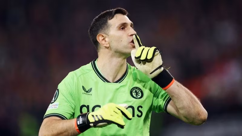 Theo TyC Sports, trong danh sách triệu tập chính thức của tuyển Argentina cho đợt FIFA Days tháng 11, thủ thành Emiliano Martinez chắc chắn sẽ không góp mặt. 20250710-015147-fzzmkc9c.jpg