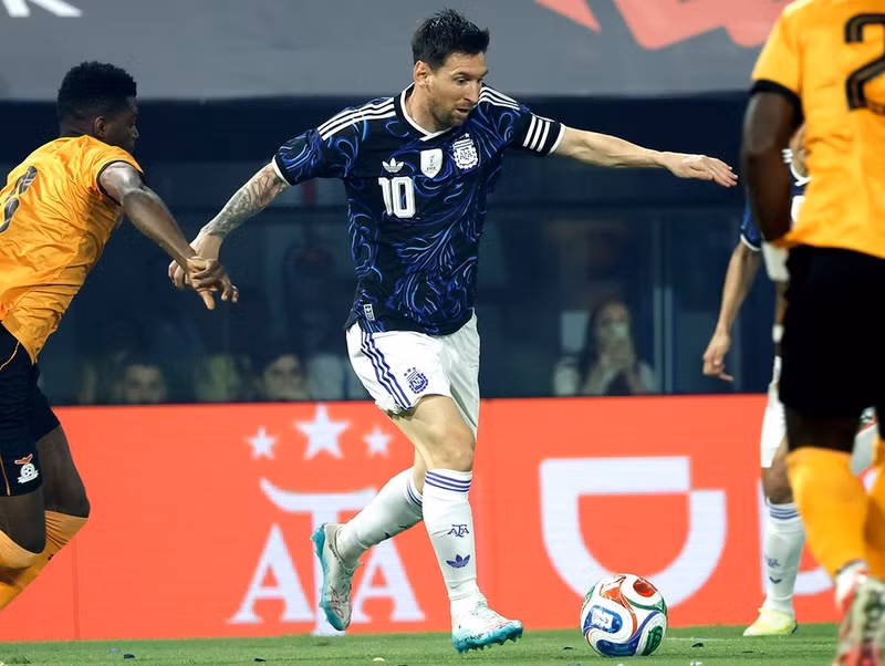 argentina-messi-2-320.jpg