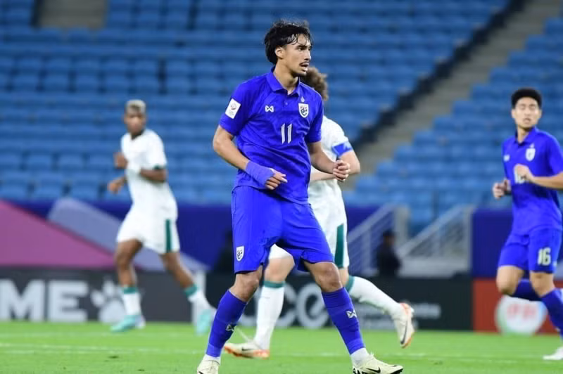 Trước đó, U23 Thái Lan cũng mất 5 trụ cột gồm Chanaphat, Thawatchai, Kakana, Chinngern và cầu thủ Thái Lan kiều Erawan Garnier không thể dự U23 châu Á vì lý do tương tự. img-ceb3d504.jpg