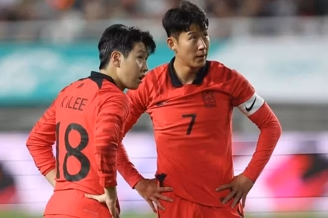 Ngoài ra, Son cũng 3 bàn thắng cho U23 Hàn Quốc và 8 bàn thắng cho U17 Hàn Quốc trong giai đoạn 2008 tới năm 2016. han-quoc-02-17079739847121900206895.jpg