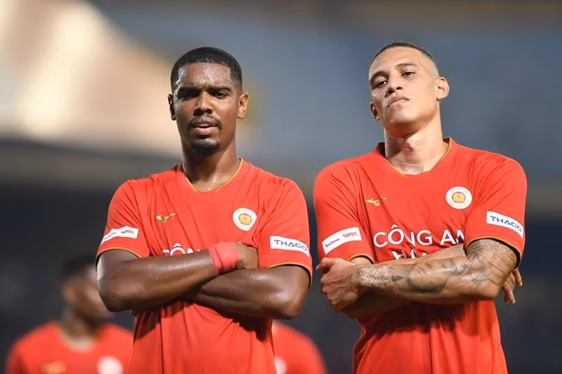 Tiền thưởng cho đội vô địch V-League 2026/2027 là 5 tỷ đồng, cùng suất dự AFC Champions League Two và Cup CLB Đông Nam Á 2027/2028. Ảnh: Internet. cahn-vs-ca-tphcm-1494.jpg
