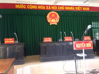 "Phi công" sánh vai Phi Thanh Vân đến tòa nhận giấy ly hôn vợ cũ ảnh 3
