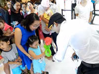 TPHCM: Tưng bừng lễ hội gấu Teddy 2015 ảnh 4 TPHCM: Tưng bừng lễ hội gấu Teddy 2015 ảnh 4
